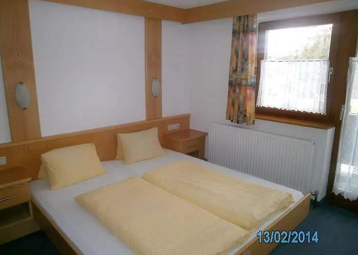 Πανσιόν Gaestehaus Hirschenhof Ζόλντεν