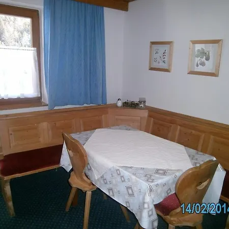 Gaestehaus Hirschenhof Sölden