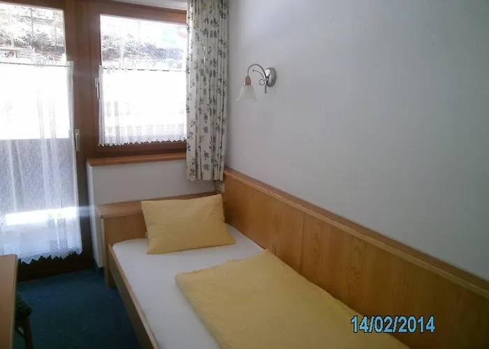 Gastehaus Hirschenhof 3* Solden