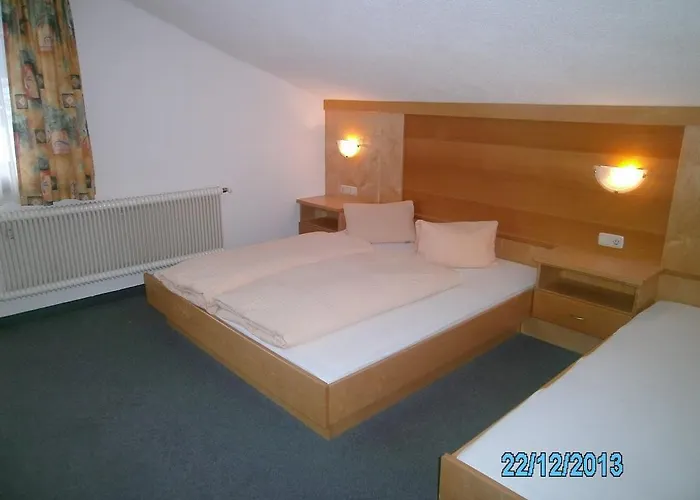 Gastehaus Hirschenhof Guest house Solden